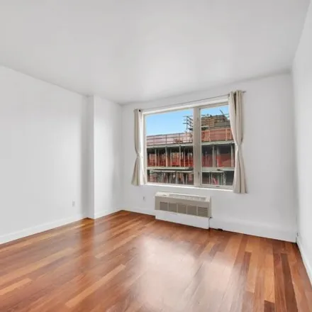 Image 4 - 161 East 110th Street, New York, NY 10029, USA - Condo for sale