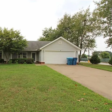 Rent this 3 bed house on 3700 Southeast 5th Street in Bentonville, AR 72712