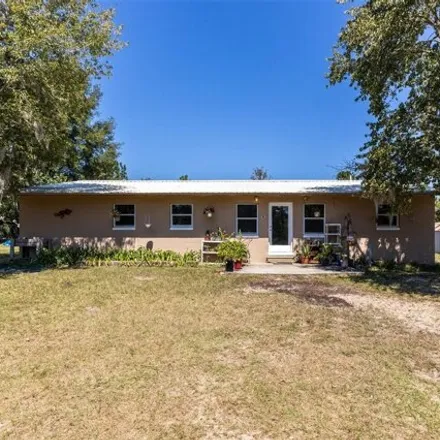 Image 2 - 9401 Northeast 111 Street, Levy County, FL 32618, USA - House for sale