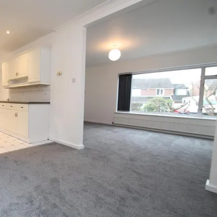 Image 3 - Church Avenue, Leeds, LS6 4JX, United Kingdom - House for rent