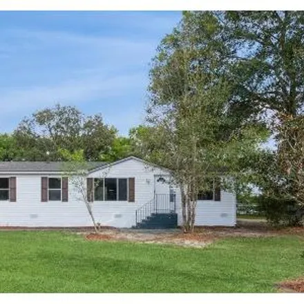 Buy this 3 bed house on Southeast 95th Court in Marion County, FL 34491