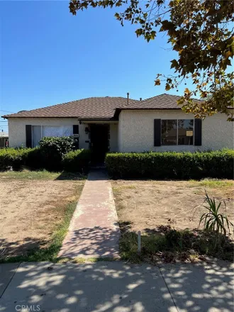 Buy this 2 bed house on 1506 West 7th Street in Santa Ana, CA 92703
