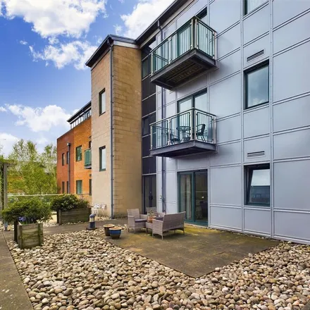 Rent this 2 bed apartment on The Brew House in 211 Porter Brook Trail, Sheffield