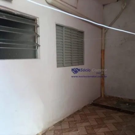 Rent this 1 bed house on Rua José Sarraceni in Itapegica, Guarulhos - SP