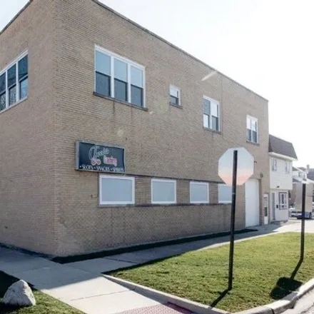 Rent this 2 bed condo on 2643 North 78th Avenue in Elmwood Park, IL 60707