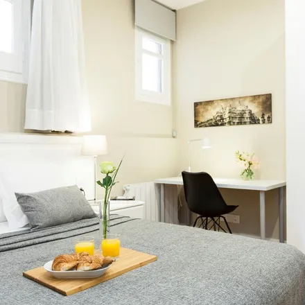 Rent this 5 bed apartment on Carrer de la Diputació in 325, 08001 Barcelona