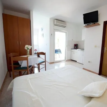 Rent this studio apartment on Duće in Split-Dalmatia County, Croatia