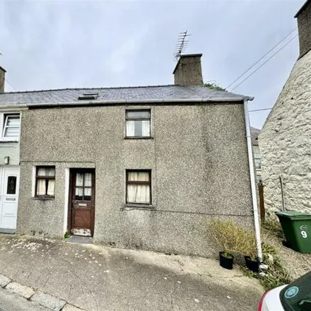 Buy this 2 bed house on unnamed road in Abererch, LL53 6YY