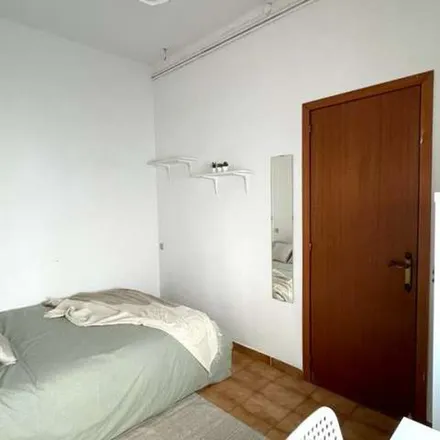 Image 3 - Carrer de la Nació, 54, 08026 Barcelona, Spain - Apartment for rent