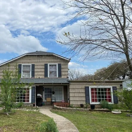 Buy this 4 bed house on 1576 South Chandler Avenue in Denison, TX 75020