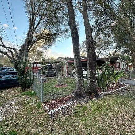 Image 6 - 6916 Rhode Island Drive, Orient Park, East Lake-Orient Park, FL 33619, USA - House for sale