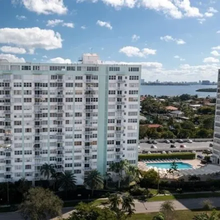 Buy this 1 bed condo on 2050 Canal Drive in San Souci Estates, North Miami