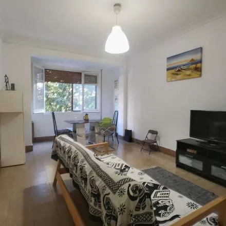 Rent this 4 bed apartment on Carrer de Padilla in 207, 08001 Barcelona