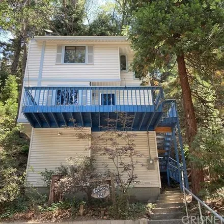 Buy this 2 bed house on 843 Arrowhead Villa Road in Crest Park, Lake Arrowhead