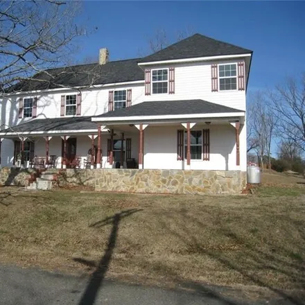 Buy this 4 bed house on 473 Dodson Street in Pilot Mountain, Surry County