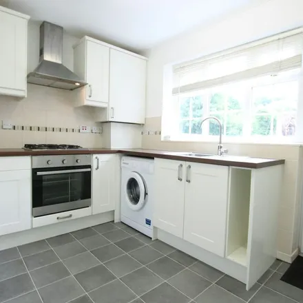 Rent this 3 bed townhouse on Bridge Wood Close in Horsforth, LS18 5TR