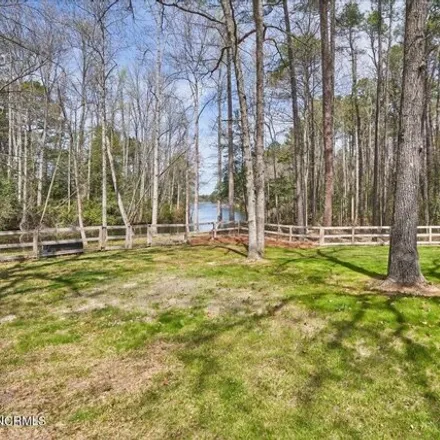 Image 6 - 7 Goldenrod Drive, Whispering Pines, Moore County, NC 28327, USA - House for sale