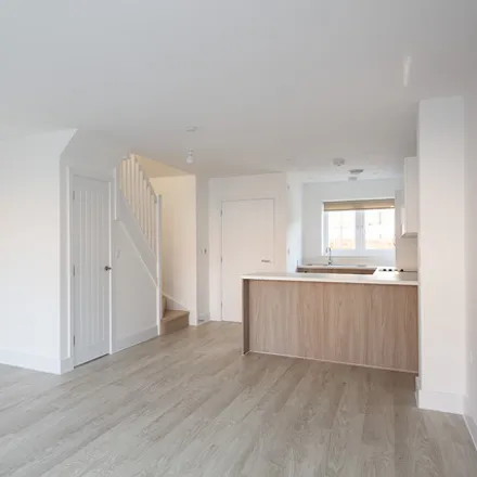 Image 4 - Wildeve Avenue, Horkesley Heath, CO4 6EF, United Kingdom - Duplex for rent