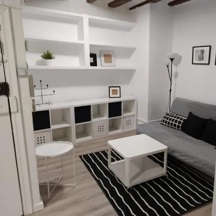 Rent this 1 bed apartment on Carrer d'en Llàstics in 24, 08003 Barcelona