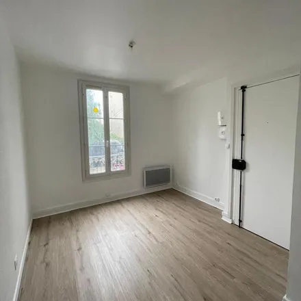 Rent this 1 bed apartment on 85 Avenue du Général de Gaulle in 94170 Le Perreux-sur-Marne, France