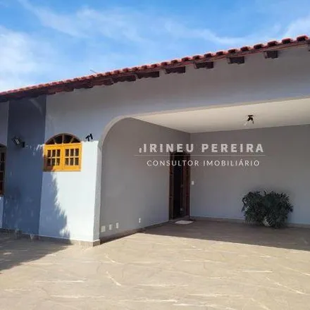 Buy this 4 bed house on Rua Presidente Bernardes in Presidente, Londrina - PR