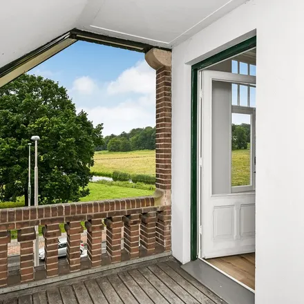 Rent this 3 bed apartment on Sonsbeekweg 8-1 in 6814 BA Arnhem, Netherlands