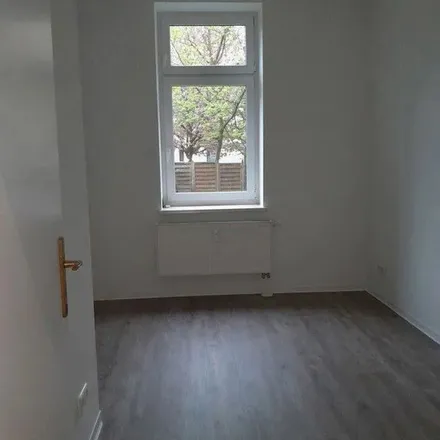 Rent this 3 bed apartment on Halberstädter Straße 50 in 39112 Magdeburg, Germany