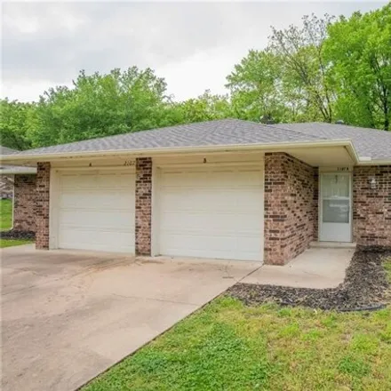 Rent this 2 bed house on 2107 Oakwood Avenue in Bentonville, AR 72712
