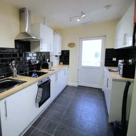 Rent this 5 bed house on Woodlands Road in Woodlands, DN6 7JZ