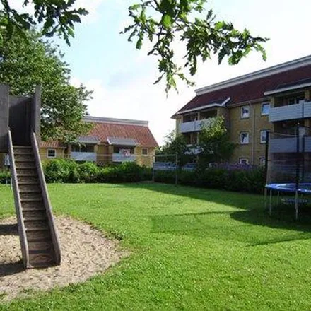 Rent this 3 bed apartment on Humlevej 18 in 7800 Skive, Denmark