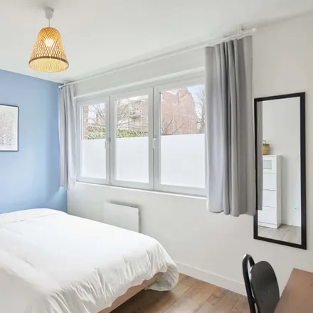 Rent this 2 bed room on 166 Rue du Général de Gaulle in 59110 La Madeleine, France