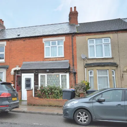 Buy this 3 bed townhouse on Delapre Primary School in Rothersthorpe Road, Northampton