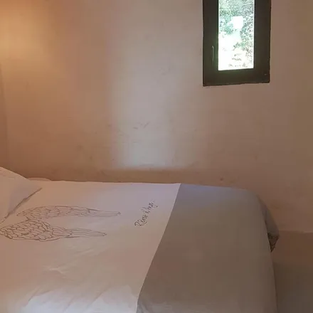 Rent this 1 bed townhouse on 84800 Saumane-de-Vaucluse