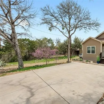Buy this studio apartment on 2201 Little Beaver Trail in Travis County, TX 78734