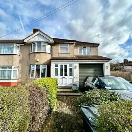 Buy this 5 bed house on Francis Road in London, UB6 7AD