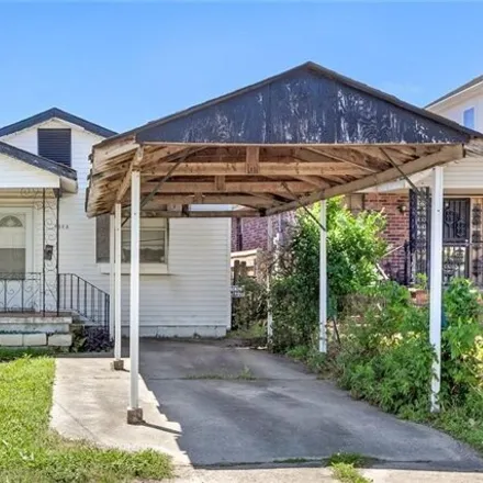 Buy this 2 bed house on 9308 Colapissa Street in New Orleans, LA 70118