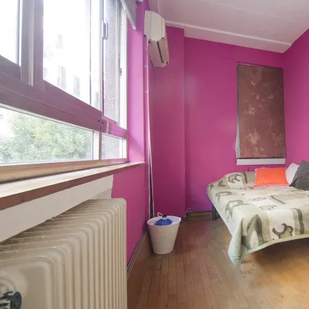 Rent this 6 bed room on Madrid in Calle de Augusto Figueroa, 9