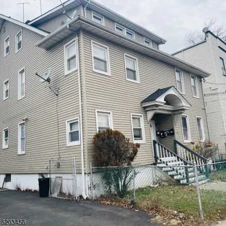 Image 6 - 23 Cleremont Avenue, Irvington, NJ 07111, USA - Apartment for rent