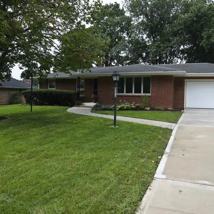 Rent this 3 bed house on unnamed road in Rockford, IL 61111
