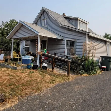 Buy this 3 bed house on 1013 McCarroll Street in Clarkston, WA 99403