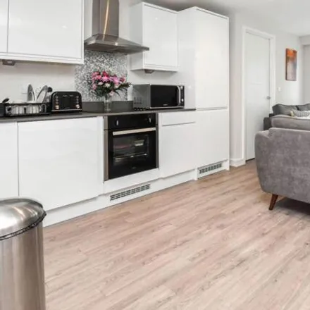 Image 2 - Arodene House, Perth Road, London, IG2 6BX, United Kingdom - Apartment for sale