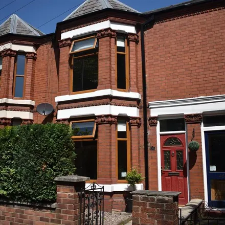 Rent this 4 bed townhouse on One Stop in Gainsborough Road, Crewe