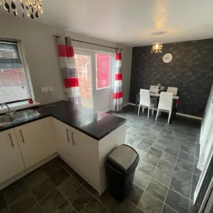Image 4 - Old Moat Way, Ward End, B8 2DL, United Kingdom - Townhouse for rent