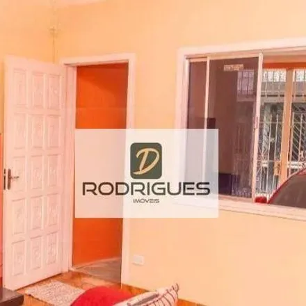 Rent this 3 bed house on Travessa Nova Brasil in Piraporinha, Diadema - SP