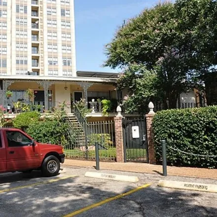 Image 1 - 1180 Uptown Park Boulevard, Houston, TX 77056, USA - House for rent