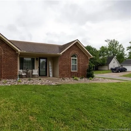 Image 4 - 3217 Emerald Court, Jeffersonville, IN 47130, USA - House for sale