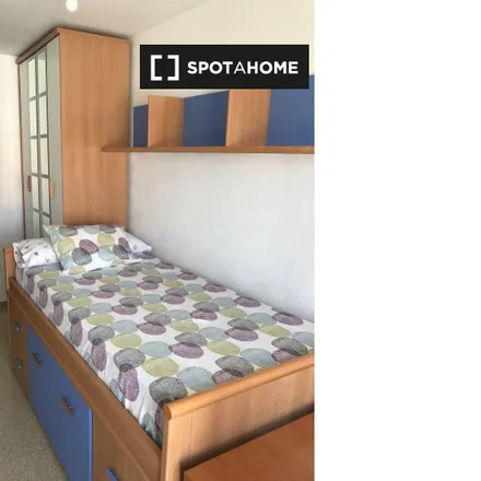 Rent this 3 bed room on Autoesgueva in Avenida del Valle del Esgueva, 14