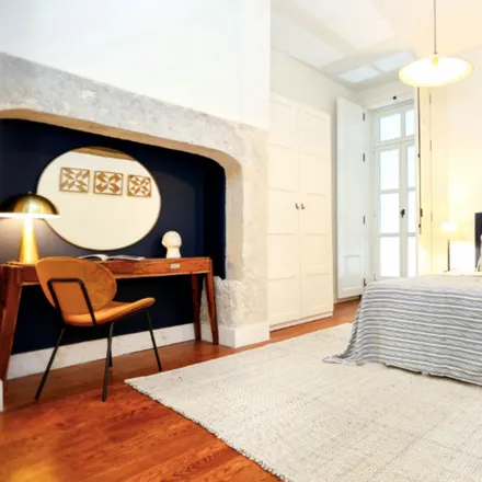 Rent this 2 bed apartment on Oven in Rua dos Fanqueiros, 1100-232 Lisbon