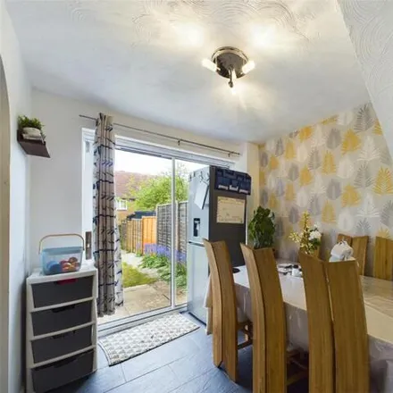 Image 3 - Woodgreen Cottage Day Nursery, 1 Trotshill Lane East, Worcester, WR4 0HX, United Kingdom - Townhouse for sale
