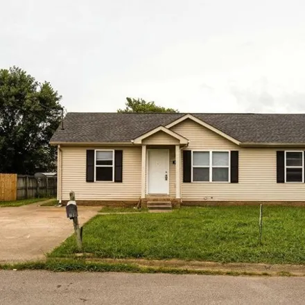 Rent this 3 bed house on Alan Court in Oak Grove, Christian County